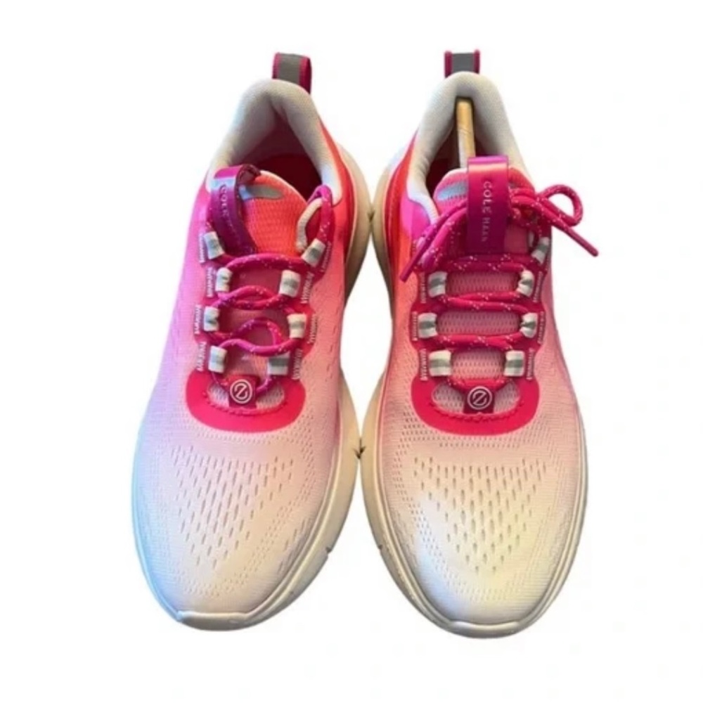 Cole Haan Zerogrand Journey Runner Sneaker excellent used size  9 Pink White